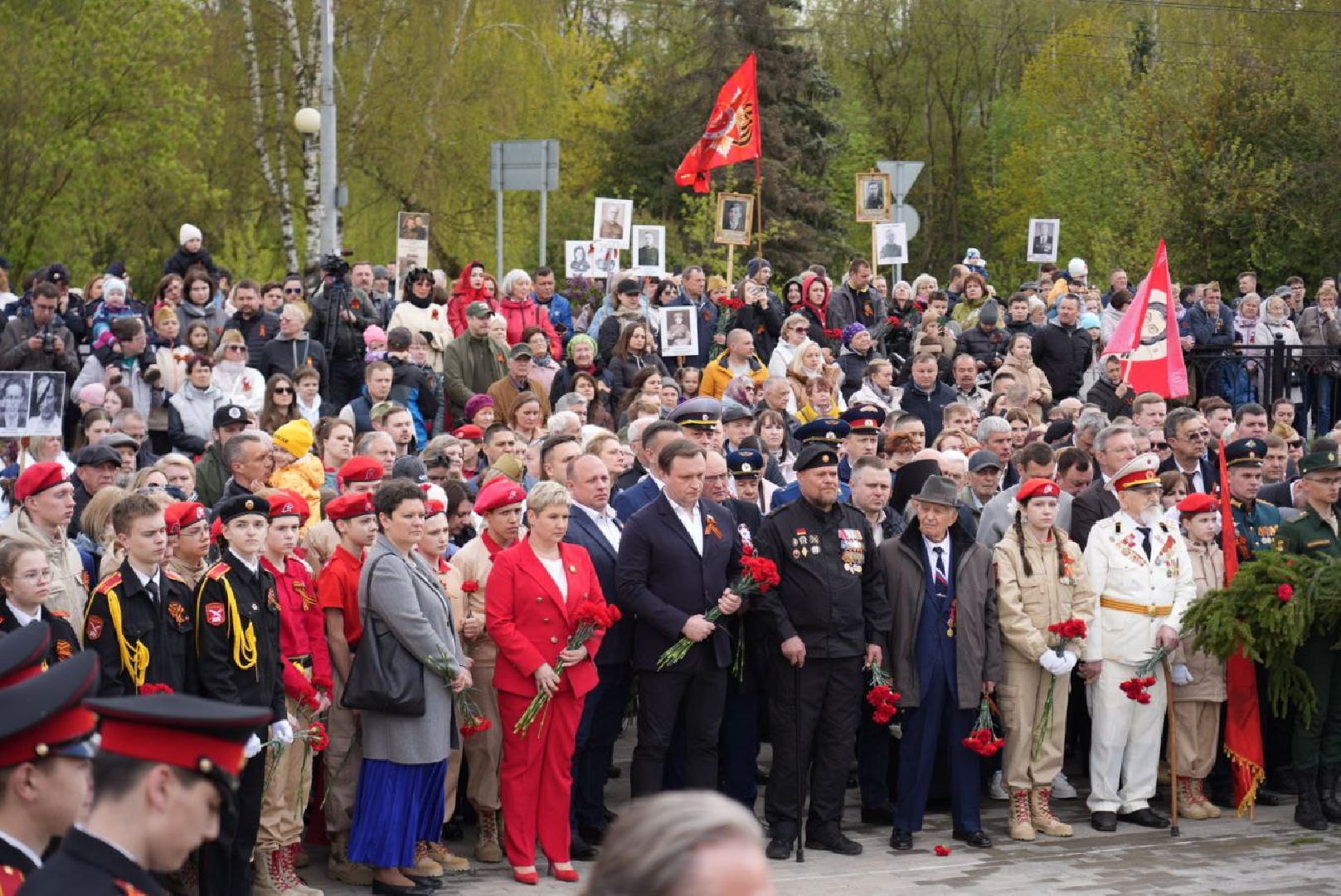 сергиев посад, сергиево-посадский городской округ, 9 мая, день победы , память, вечный огонь ,