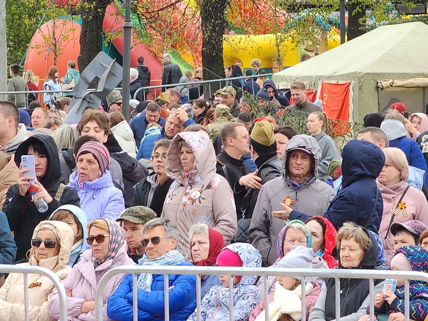 сергиев посад, 9 мая, 80-летие победы, группа пятеро, концерт,