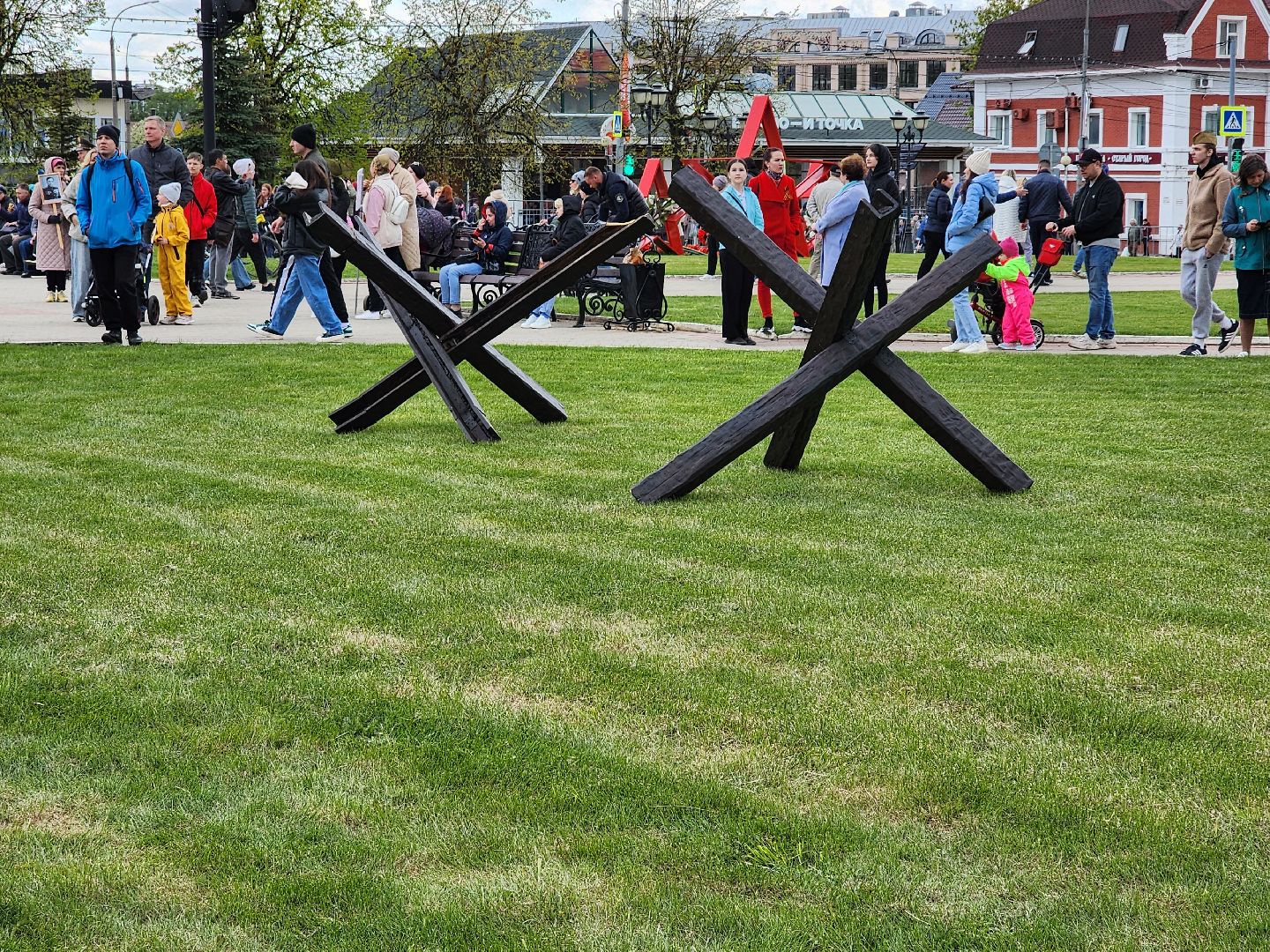 сергиев посад, 9 мая, 80-летие победы, группа пятеро, концерт,