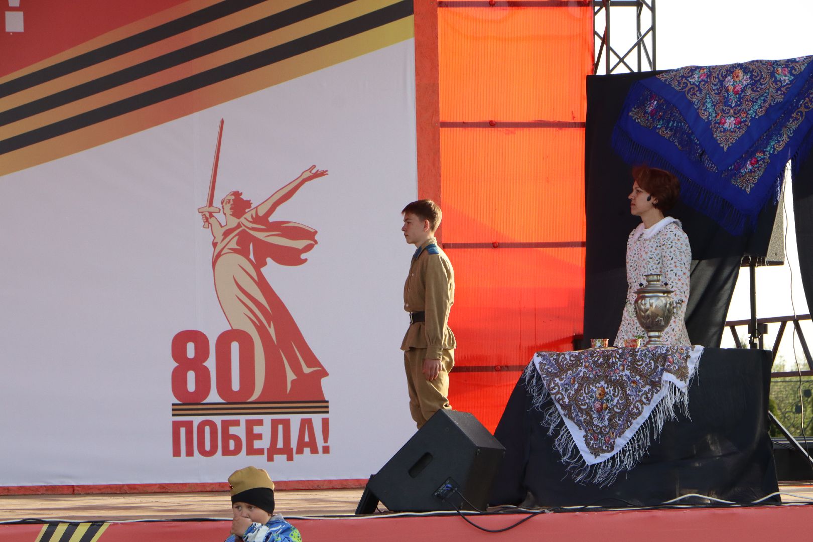 серебряные пруды, парк серебряный, день победы, треугольники надежды, 9 мая, 80 лет победе,