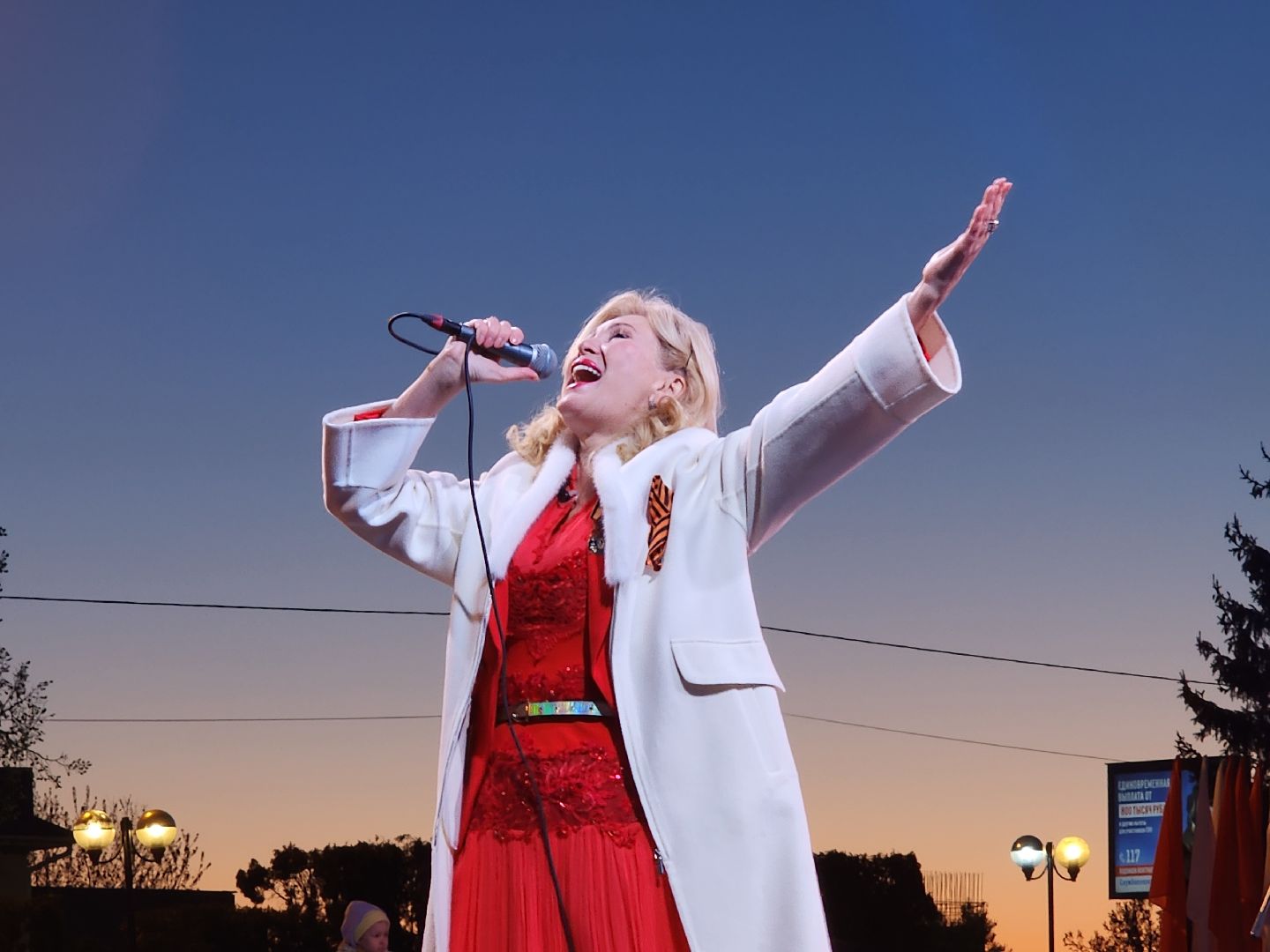 День Победы, Истра, Концерт, Виктория Цыганова,
