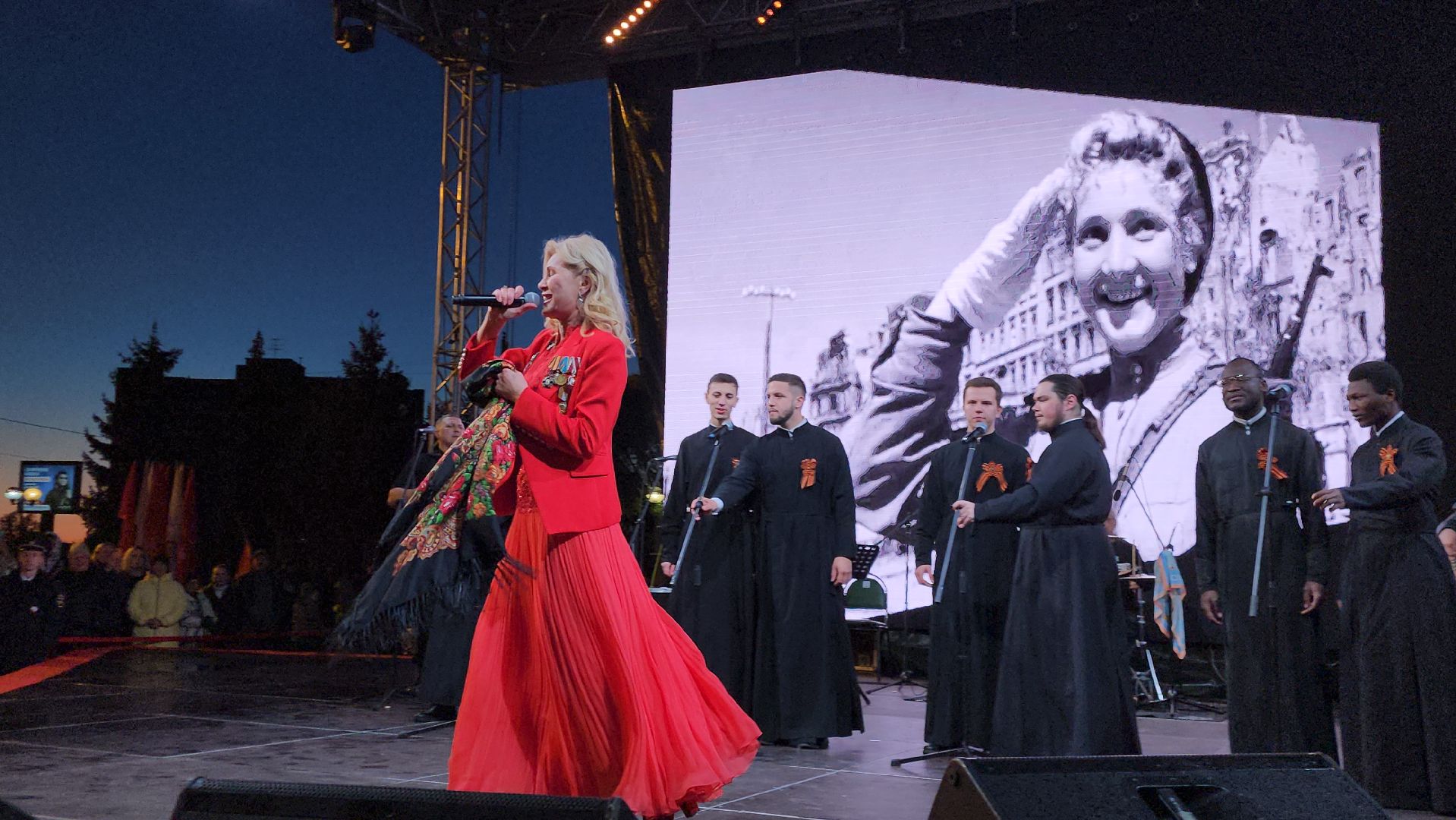 День Победы, Истра, Концерт, Виктория Цыганова,