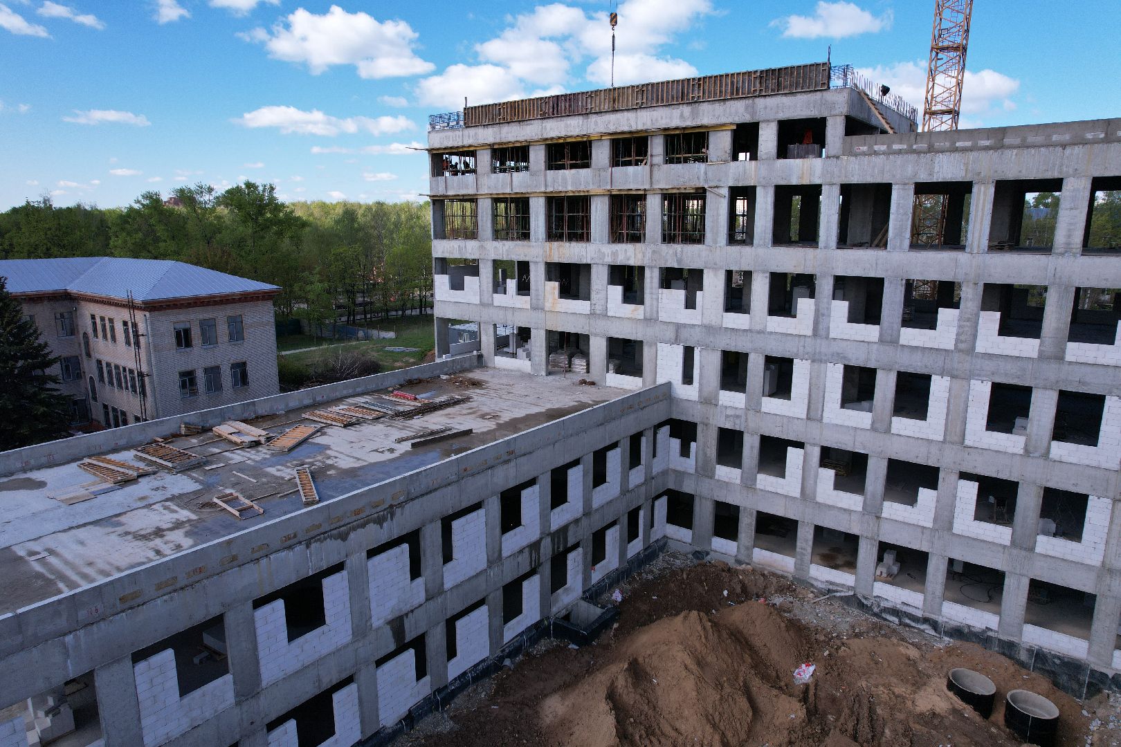 видео с коптера, поликлиника в королеве, медицина в королеве,