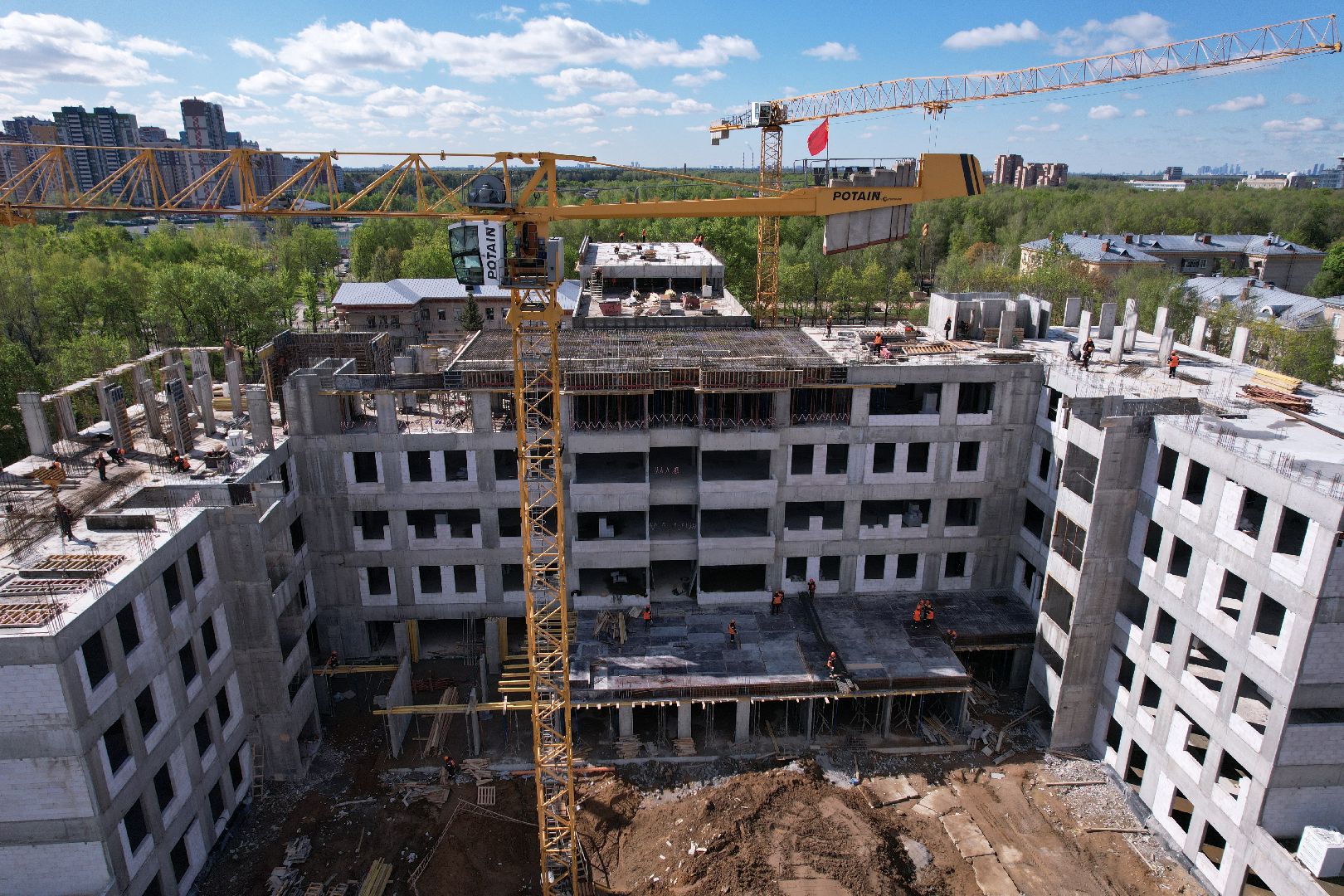 видео с коптера, поликлиника в королеве, медицина в королеве,