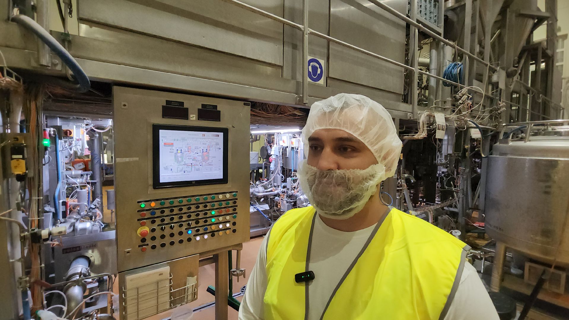 серпухов, завод фруктовых наполнителей, мастер смены на заводе, экономика, производство пищевых продуктов, улица фестивальная,