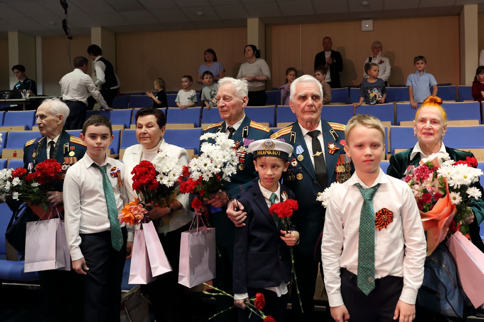 Одинцово, Аллея Памяти, Голубь мира,