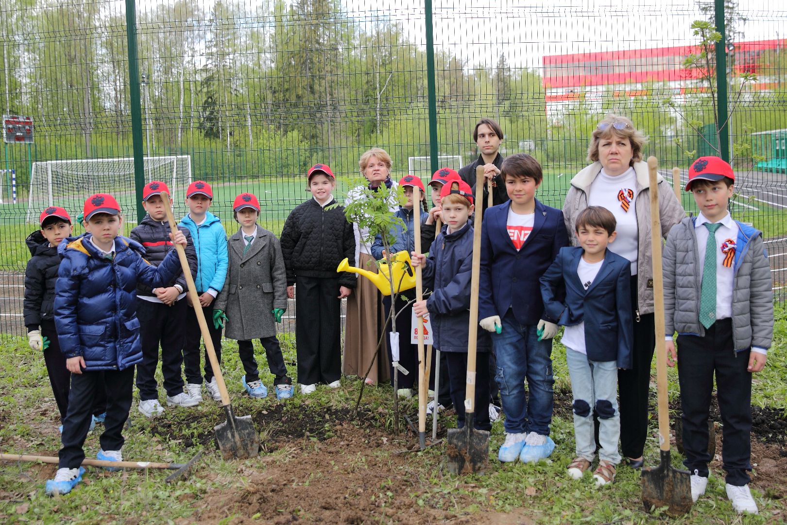 Одинцово, Аллея Памяти, Голубь мира,