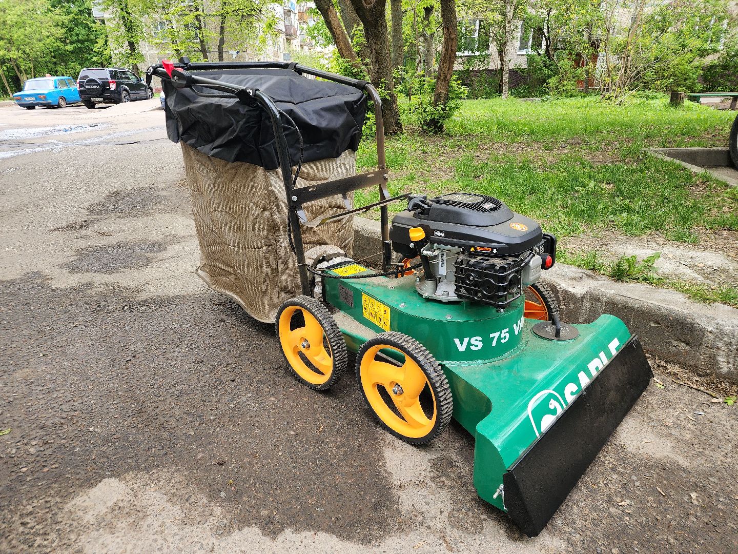 фрязино, уборка улиц, новая техника, уборка дворов, мбу городское хозяйство,