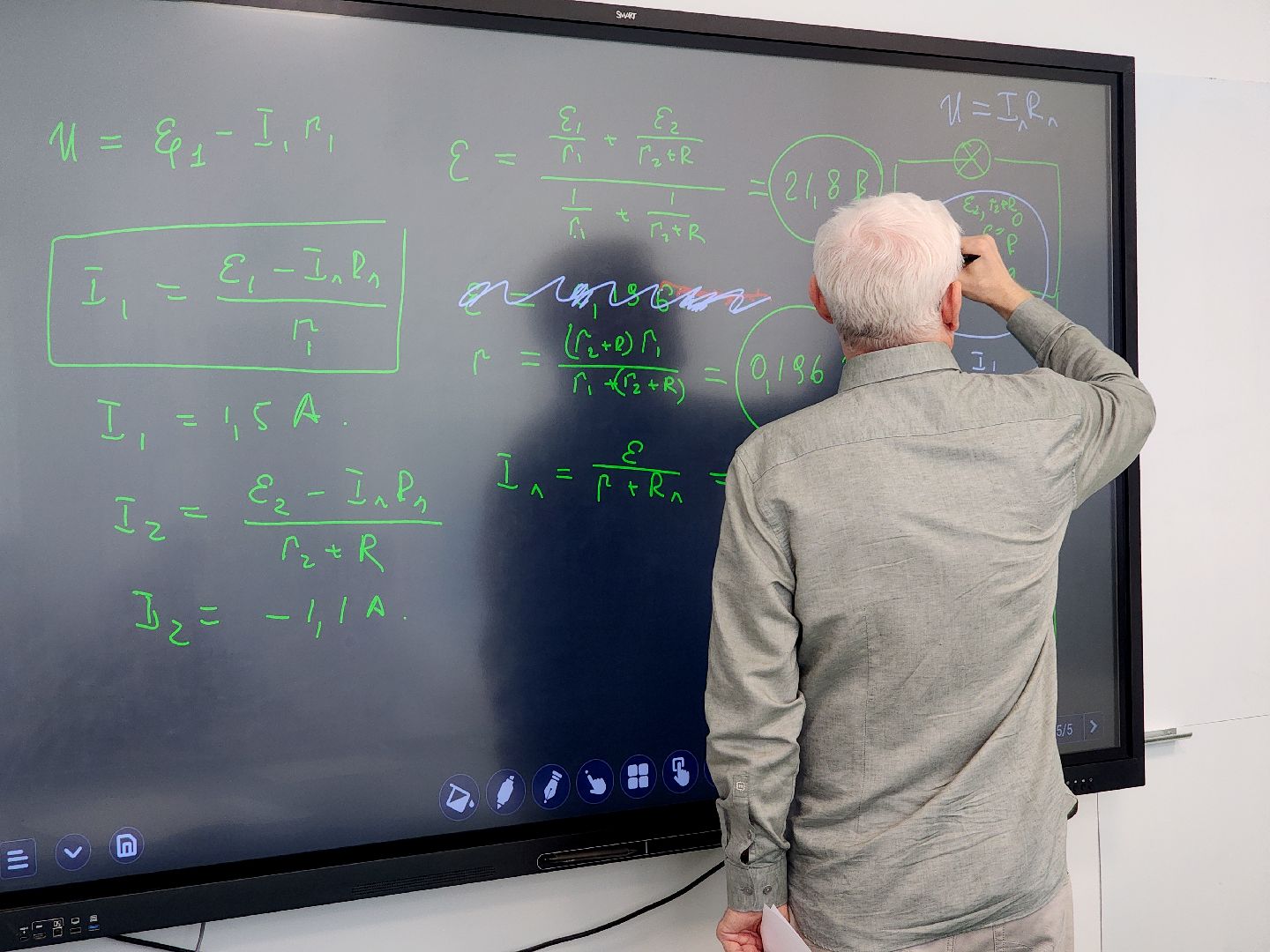 дубна, лицей кадышевского, образование, всероссийская олимпиада школьников, физика, астрономия,