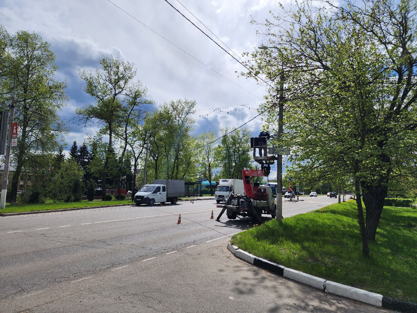 Чехов, улица Чехова, Мосавтодор, шериф-балка, мигалка, установка, монтаж, безопасность дорожного движения, профилактика ДТП,