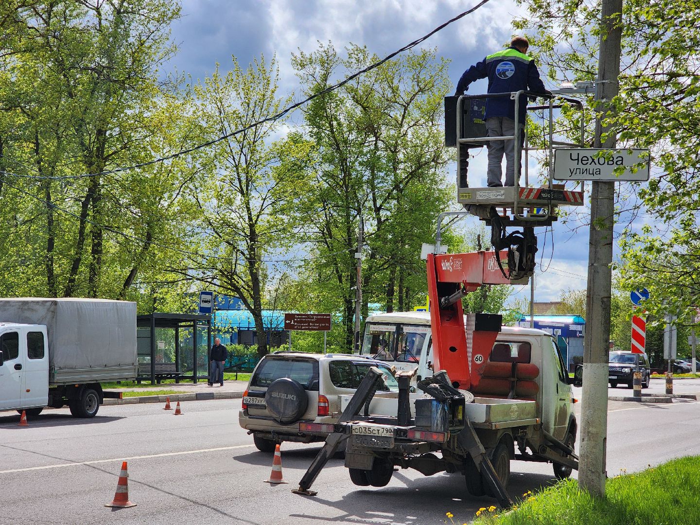Чехов, улица Чехова, Мосавтодор, шериф-балка, мигалка, установка, монтаж, безопасность дорожного движения, профилактика ДТП,