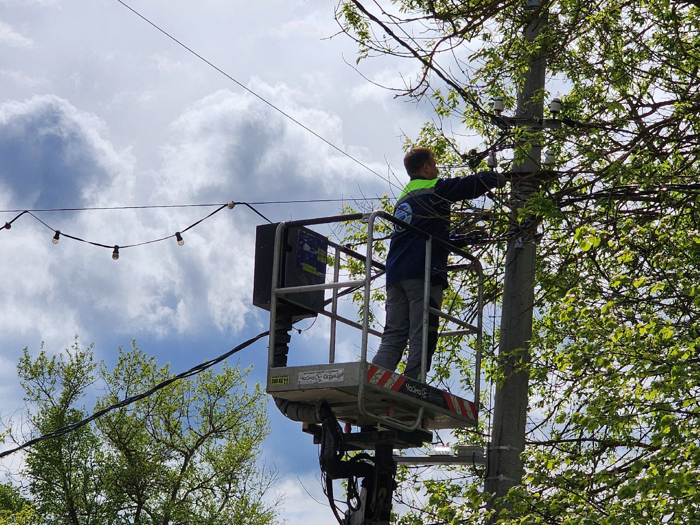 Чехов, улица Чехова, Мосавтодор, шериф-балка, мигалка, установка, монтаж, безопасность дорожного движения, профилактика ДТП,