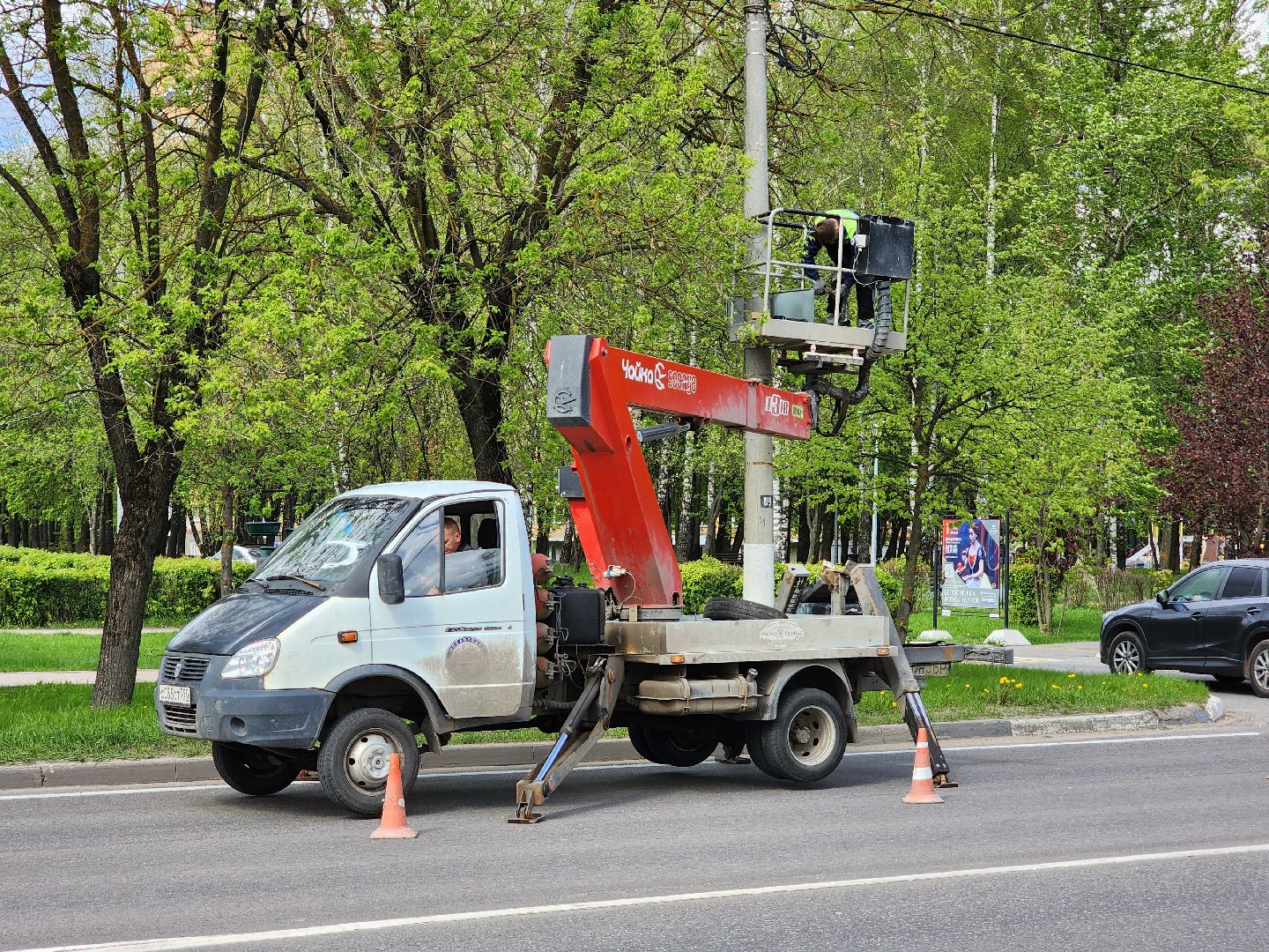 Чехов, улица Чехова, Мосавтодор, шериф-балка, мигалка, установка, монтаж, безопасность дорожного движения, профилактика ДТП,