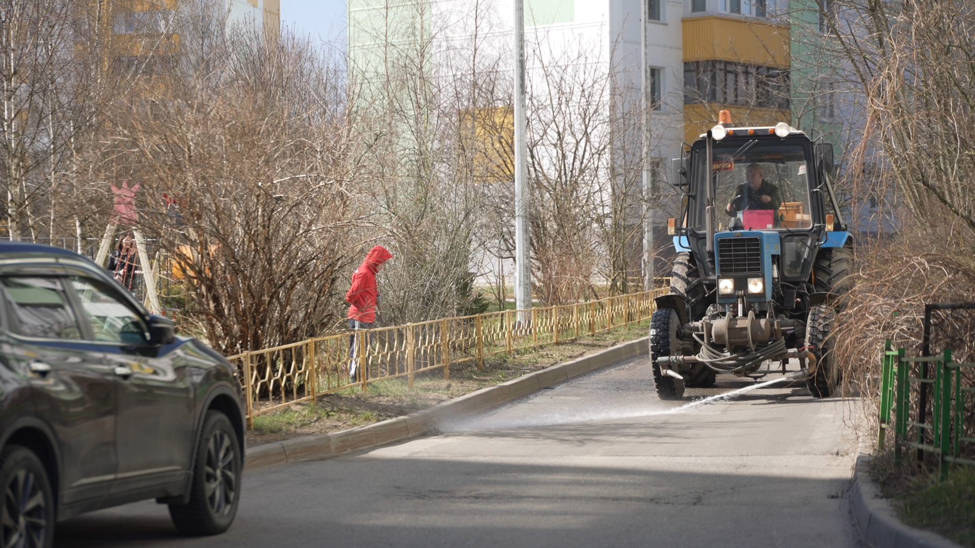 ливнесток, поливальная машина, власиха уборка дорог, коммунальные службы власихи,