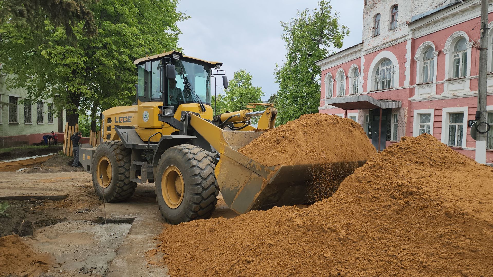 кашира, историческая часть города, благоустройство, тротуары, парковки, набережная,