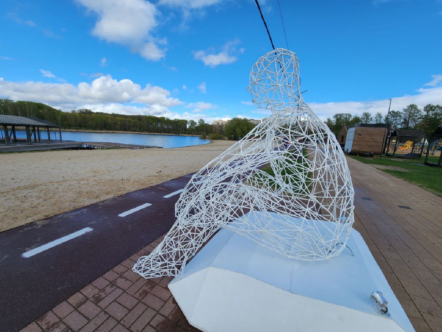 солнечногорск, арт объект, жители, набережная, статуя,