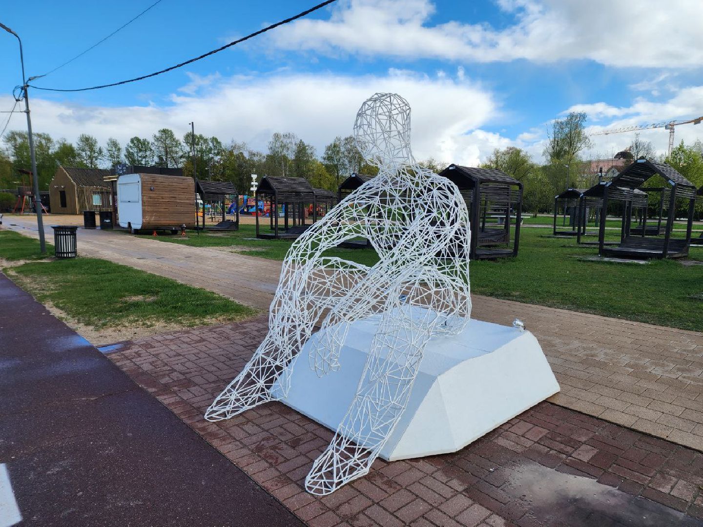 солнечногорск, арт объект, жители, набережная, статуя,