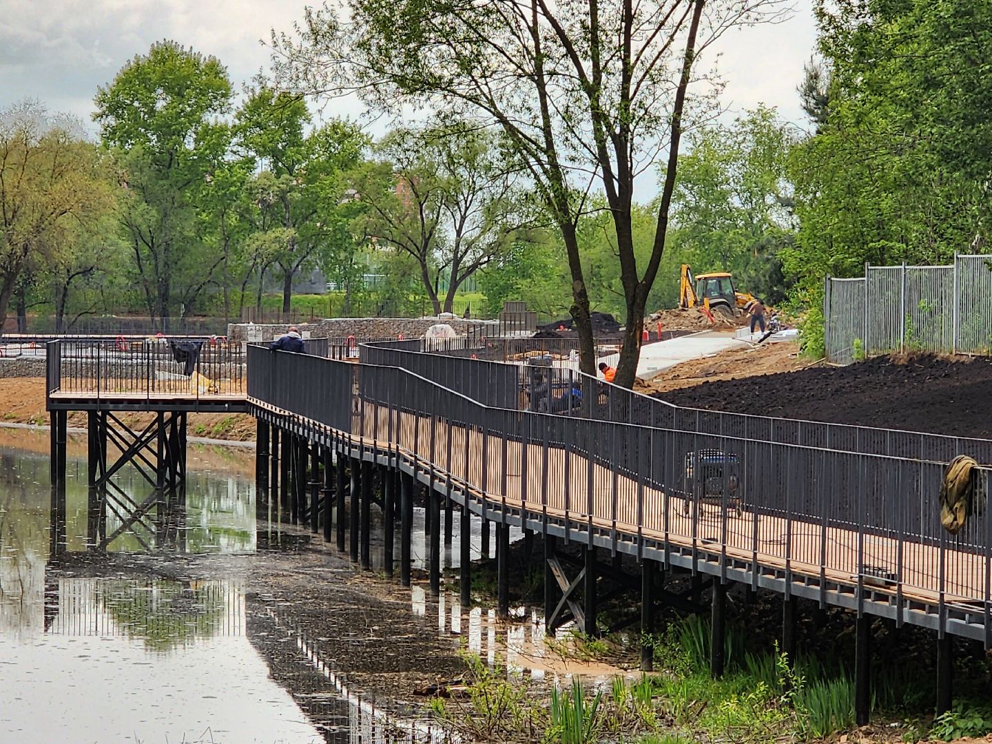 Чехов, улица Береговая, набережная реки теребенка, благоустройство, реконструкция, земляные работы, плодородный грунт, озеленение, госпрограмма московской области,