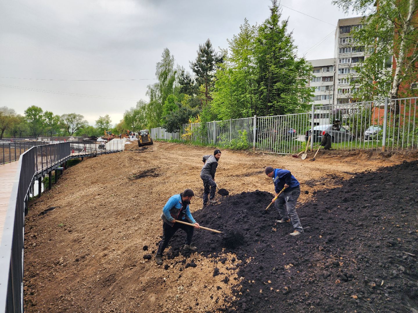 Чехов, улица Береговая, набережная реки теребенка, благоустройство, реконструкция, земляные работы, плодородный грунт, озеленение, госпрограмма московской области,