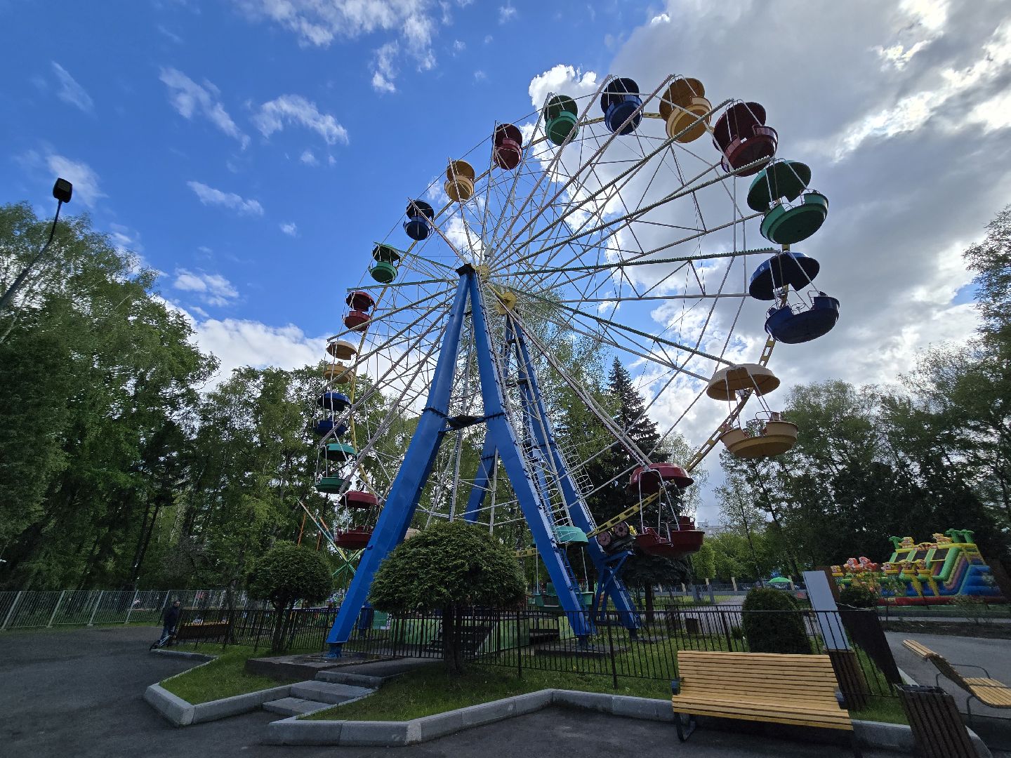 Коломна, аттракционы, парк мира в коломне,парк аттракционов,