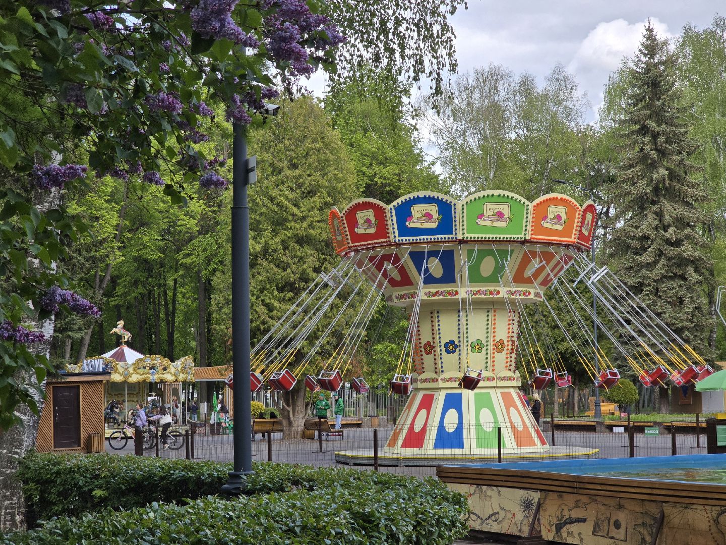 Коломна, аттракционы, парк мира в коломне,парк аттракционов,