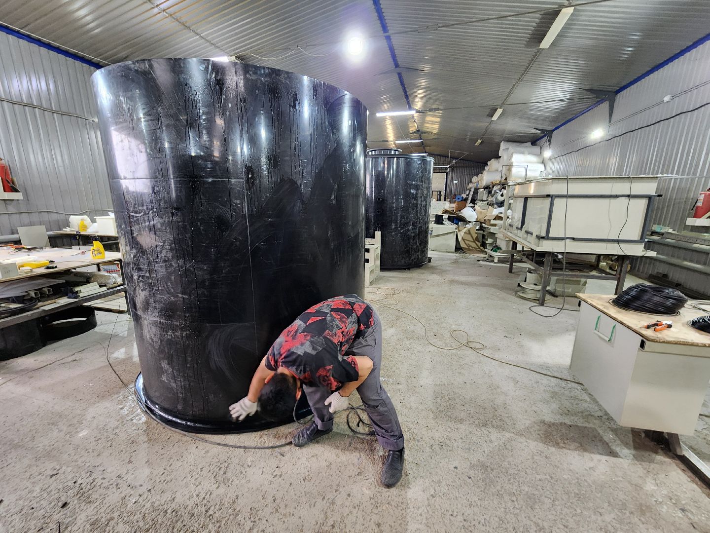 Чехов, деревня Сергеево, завод ПолимерИзделия, производственная компания, пластиковые изделия, промышленность, ванны, емкости, системы вентиляции, объемы производства,