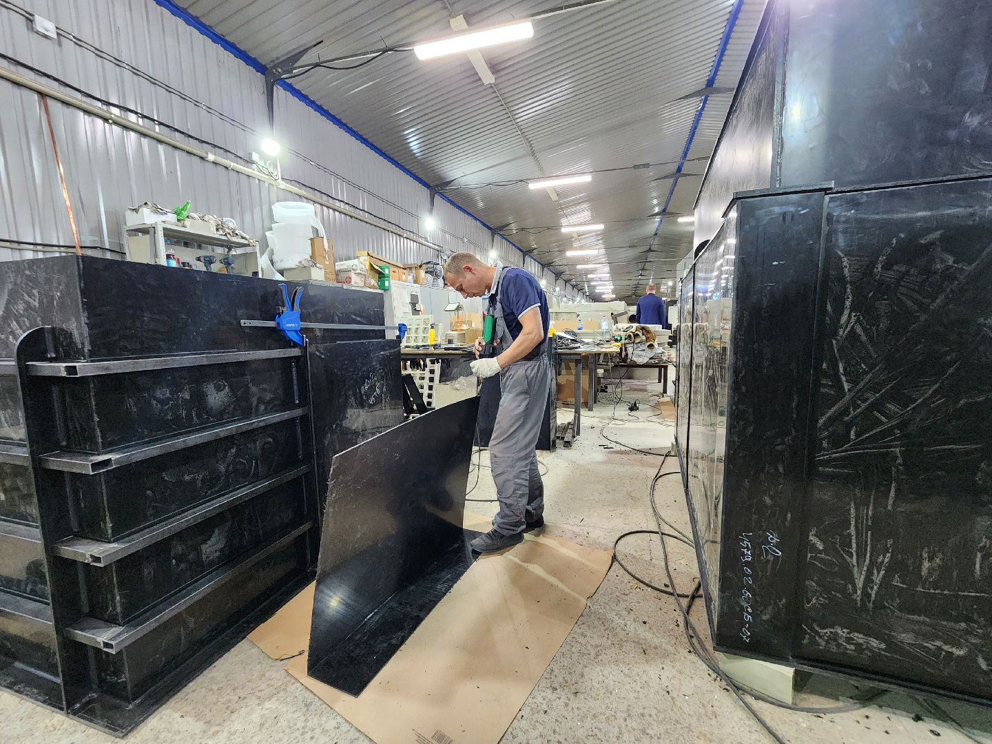 Чехов, деревня Сергеево, завод ПолимерИзделия, производственная компания, пластиковые изделия, промышленность, ванны, емкости, системы вентиляции, объемы производства,