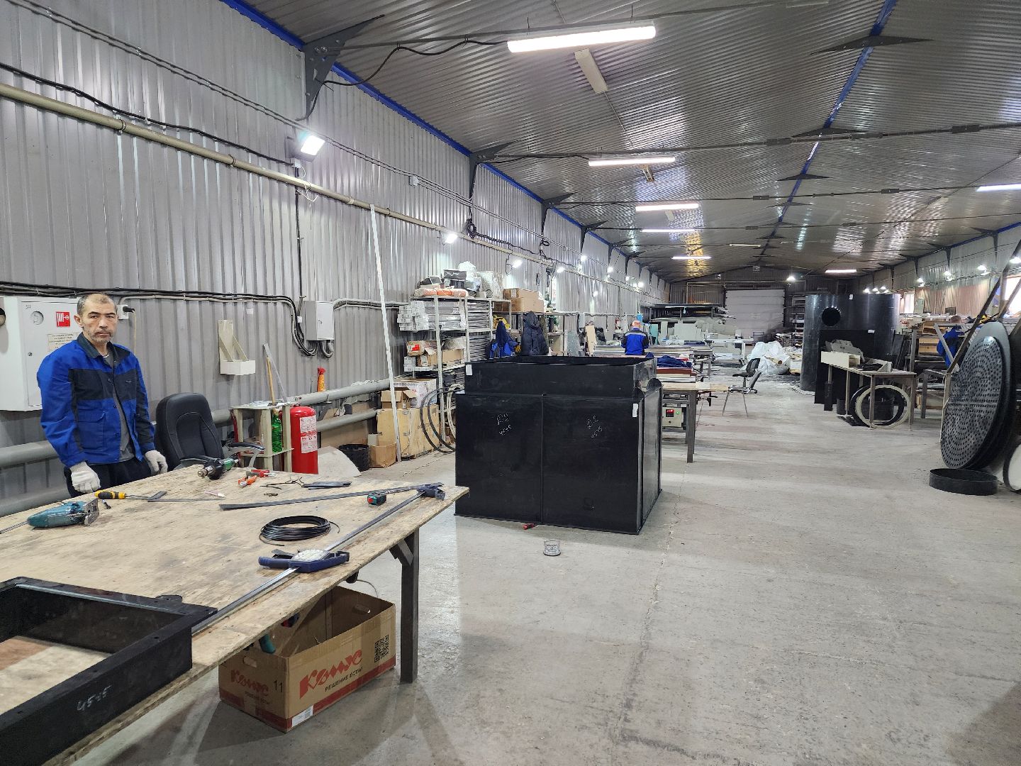 Чехов, деревня Сергеево, завод ПолимерИзделия, производственная компания, пластиковые изделия, промышленность, ванны, емкости, системы вентиляции, объемы производства,