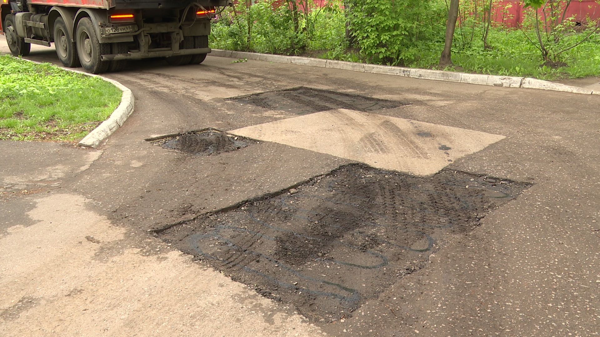 реутов, ремонт дорог, ямы,