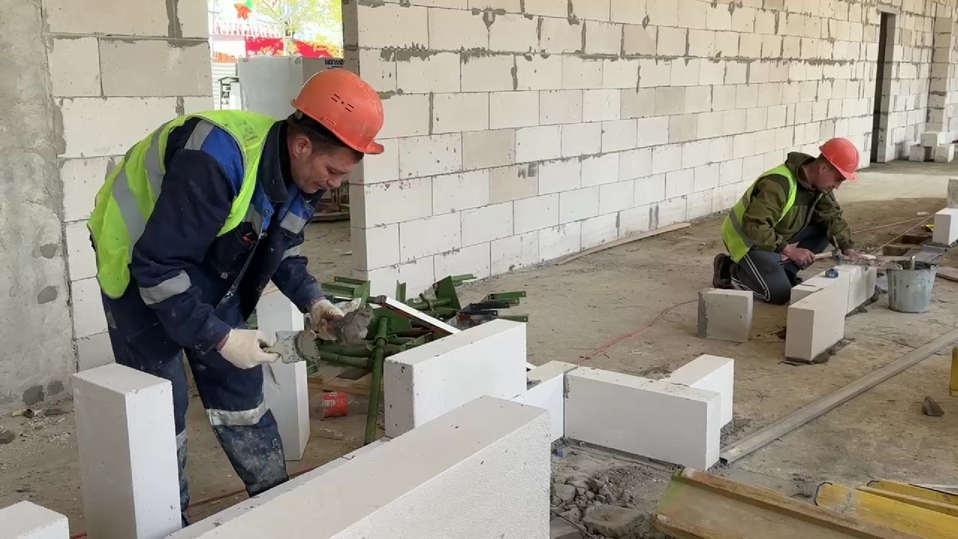 реутов, строительство, футбольное поле, академия акинфеева и чанова,