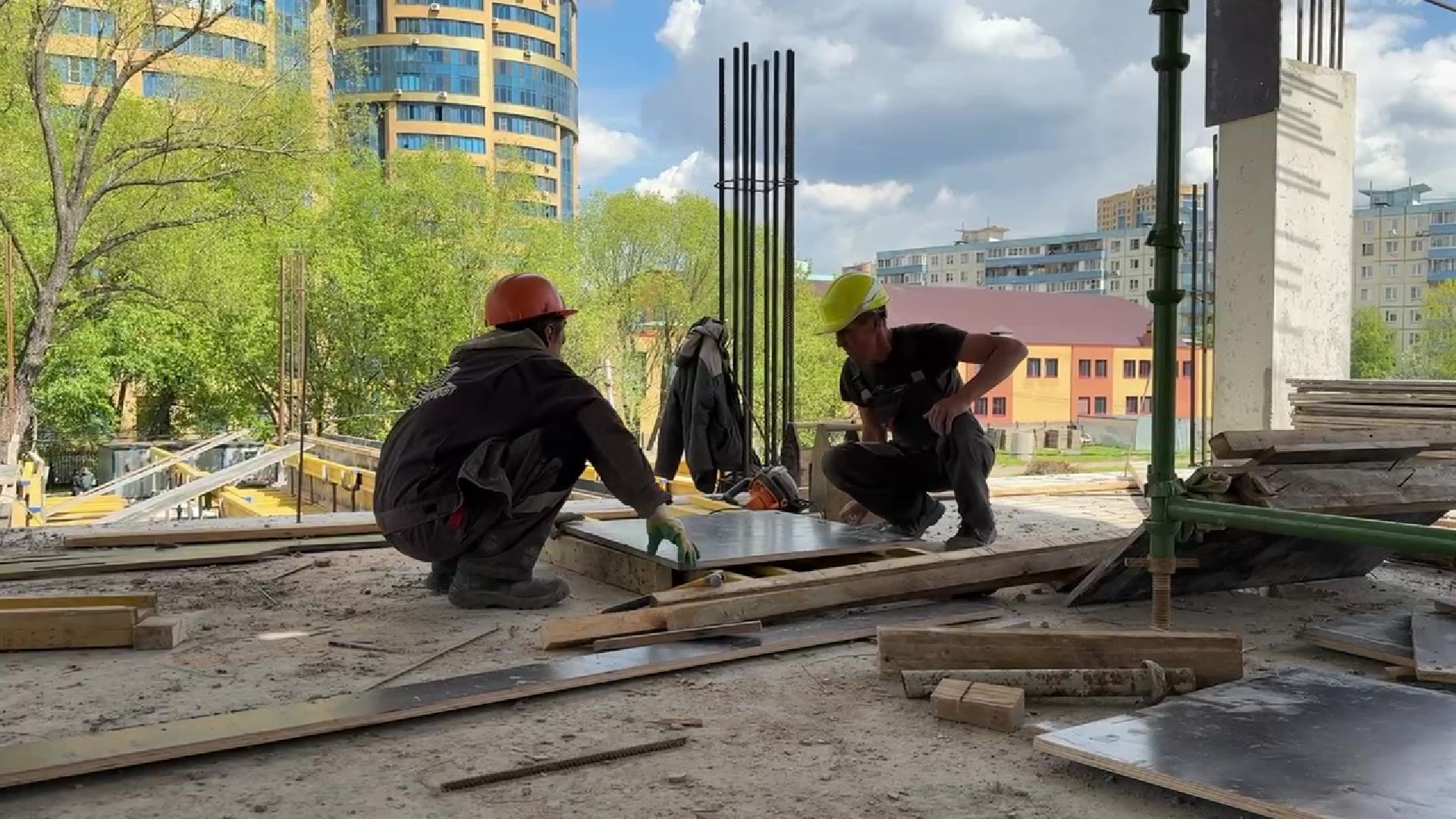 реутов, строительство, футбольное поле, академия акинфеева и чанова,