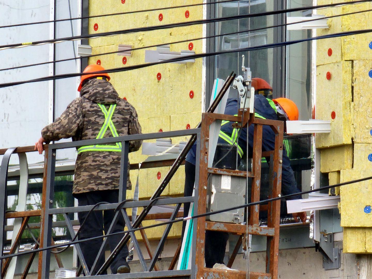 Чехов, улица Мира, детская поликлиника, строительство, инженерные сети, инженерные коммуникации, прокладка сетей, вентиляция, кондиционирование, отопление, водоснабжение, слаботочные сети, слаботочные системы, губернатор московской области, госпрограмма московской области,