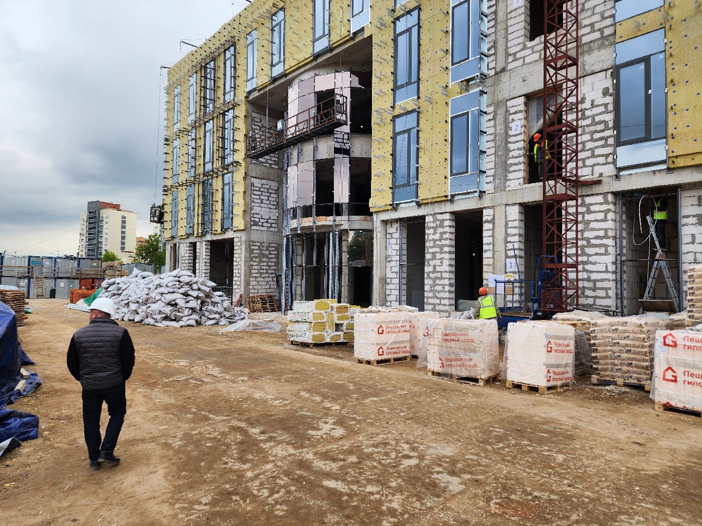 Чехов, улица Мира, детская поликлиника, строительство, инженерные сети, инженерные коммуникации, прокладка сетей, вентиляция, кондиционирование, отопление, водоснабжение, слаботочные сети, слаботочные системы, губернатор московской области, госпрограмма московской области,