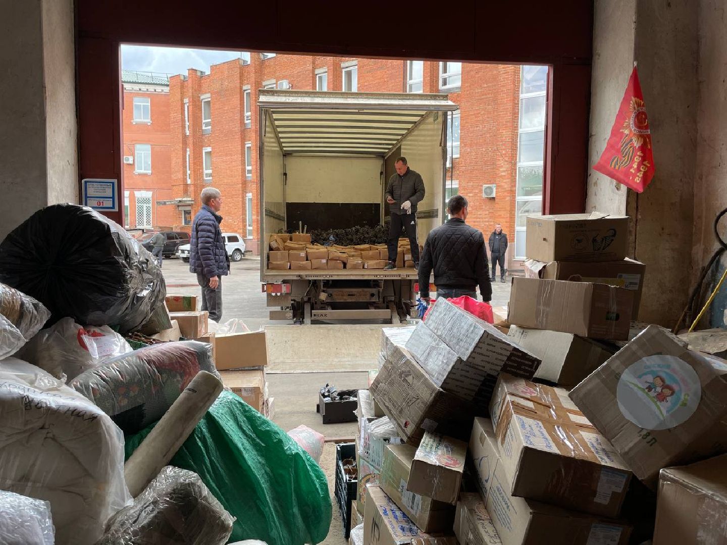 Зарайск,  гуманитарная помощь, волонтеры, Победа будет Zа нами,