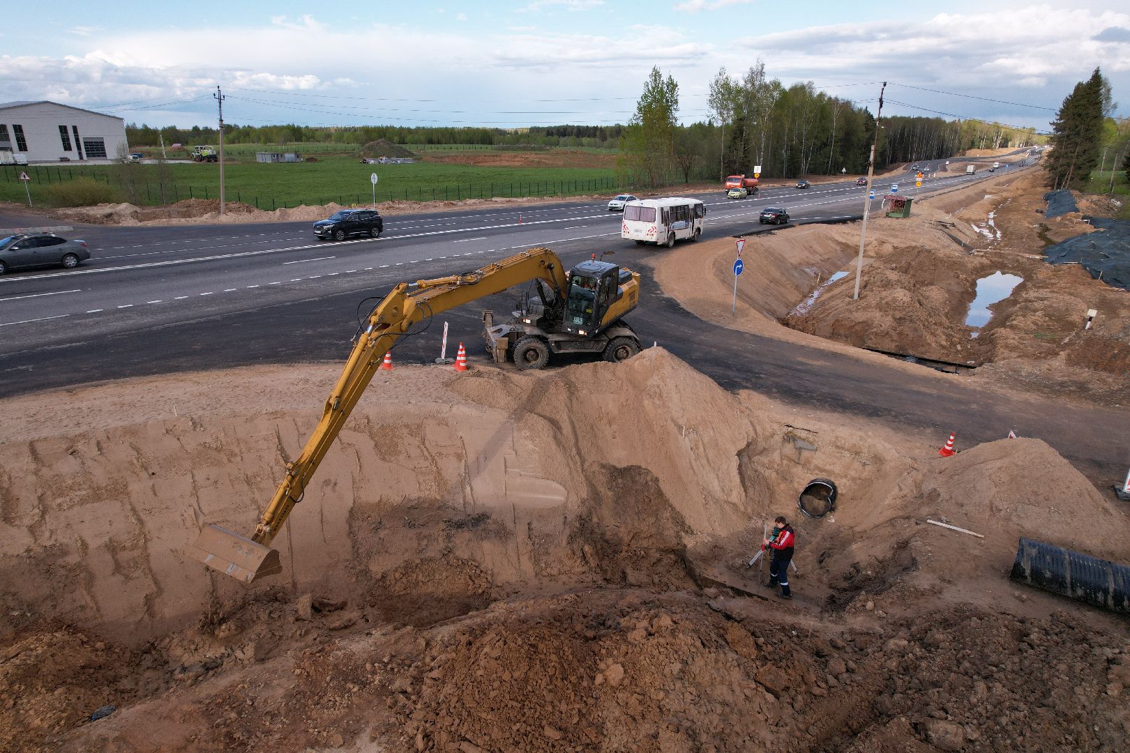 видео с коптера, трасса М-9 Балтия, дороги подмосковья,
