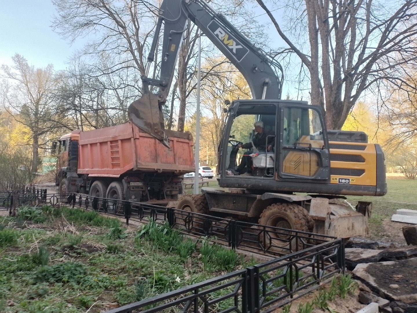 благоустройство, городской округ восход, асфальтирование дворов, формирование комфортной городской среды,