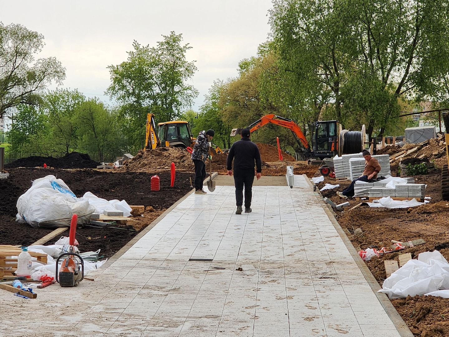 Чехов, улица Береговая, ЖК Посейдон, набережная реки теребенка, благоустройство, реконструкция, обновление, пешеходные дорожки, пешеходные зоны, тропинки и тротуары, строительство, госпрограмма московской области,