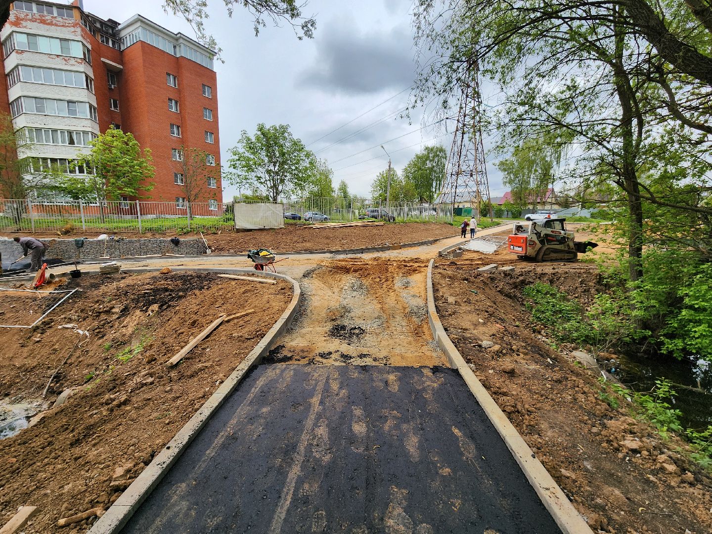 Чехов, улица Береговая, ЖК Посейдон, набережная реки теребенка, благоустройство, реконструкция, обновление, пешеходные дорожки, пешеходные зоны, тропинки и тротуары, строительство, госпрограмма московской области,