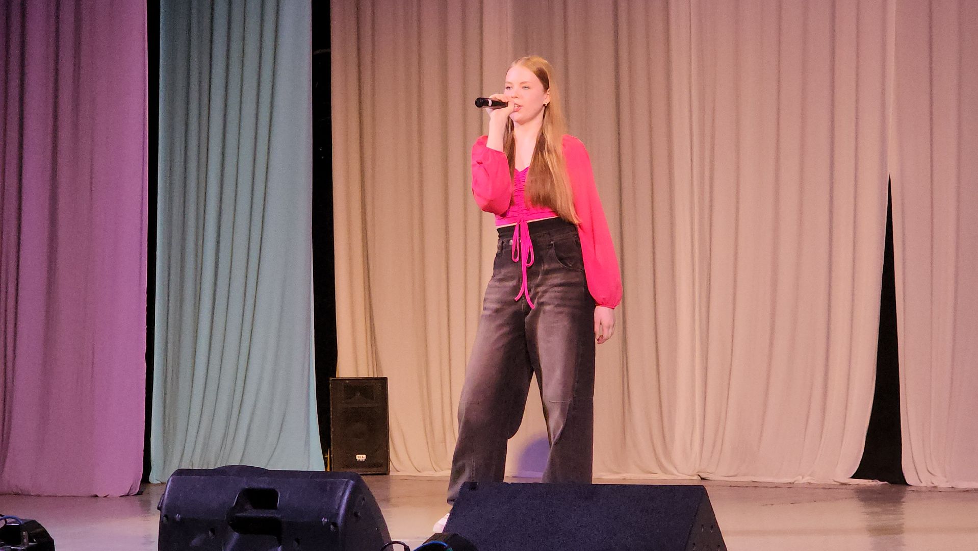 пушкино, концерт, юбилей ансамбля, песни, дети, эстрада, вокальное искусство, зрители,