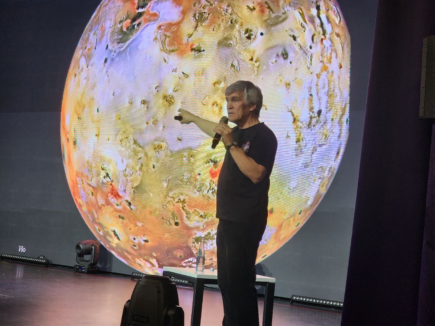 долгопрудный, физтех-лицей, солнечная система, космические пещеры, робот-спелеолог, владимир сурдин,