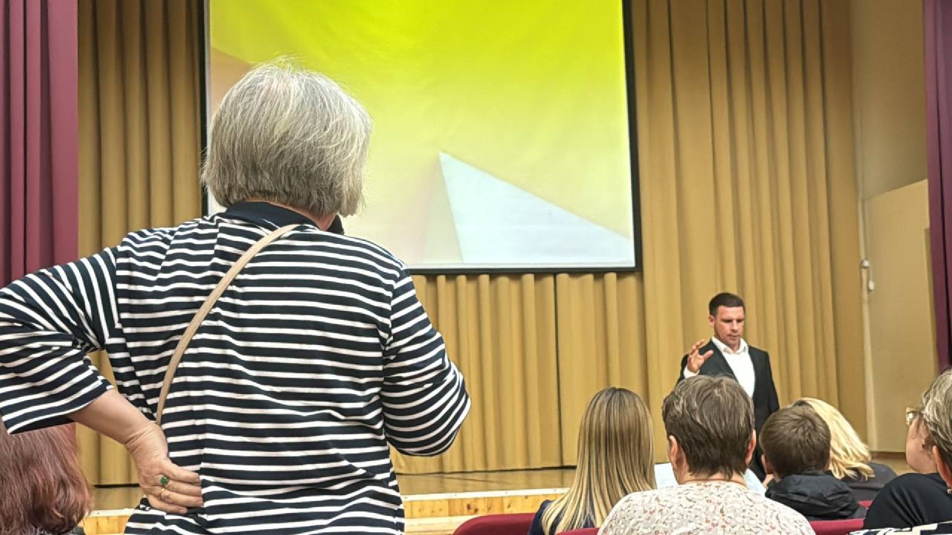 выездная администиация, вопросы жителей, дороги, благоуйстройство, жкх,