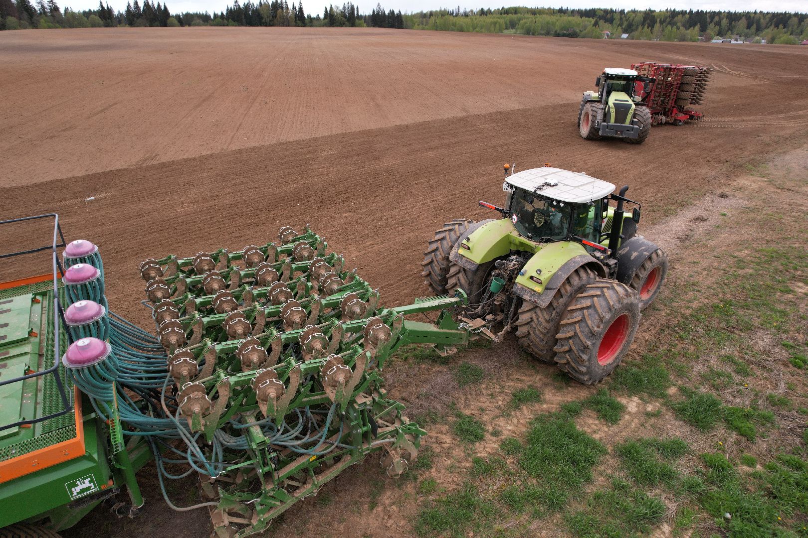 видео с коптера, посевная в шаховской, посев кукурузы,