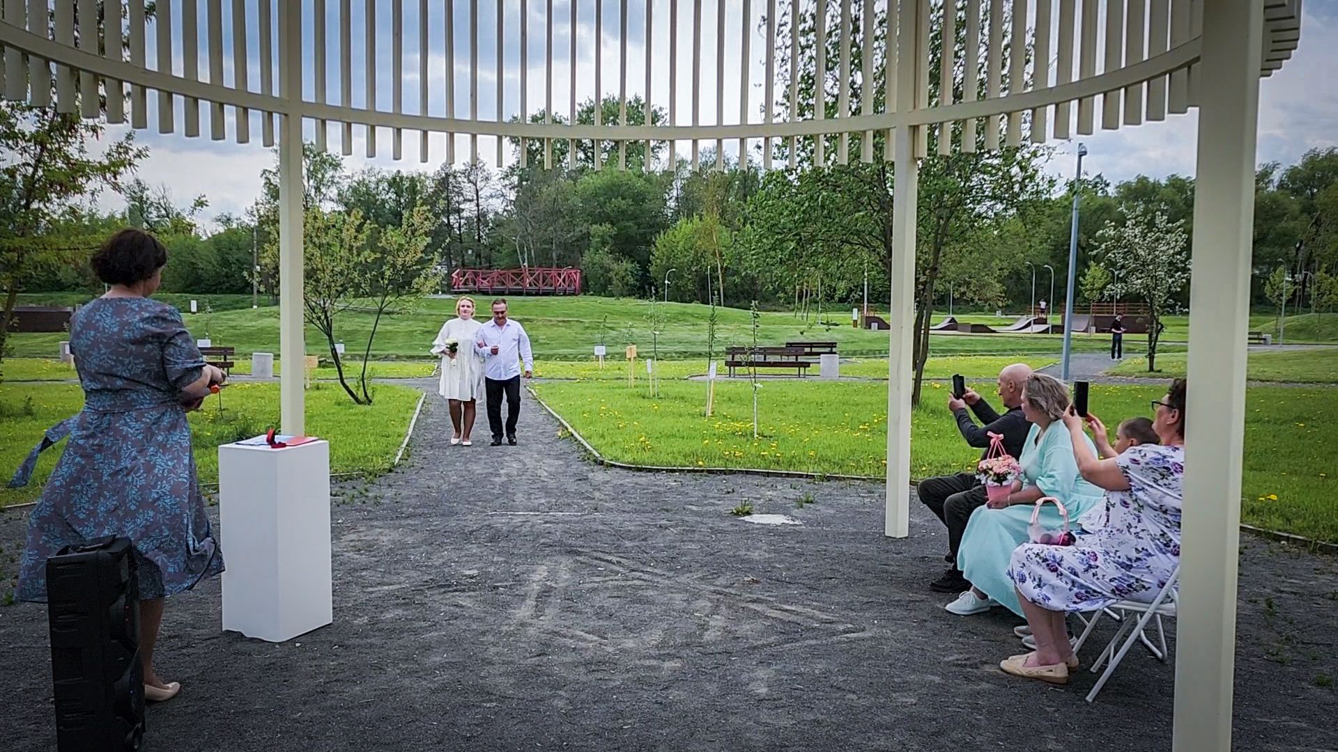 бронницы, выездная регистрация брака, парк бронницкий луг, выездная регистрация брака в Бронницах ,