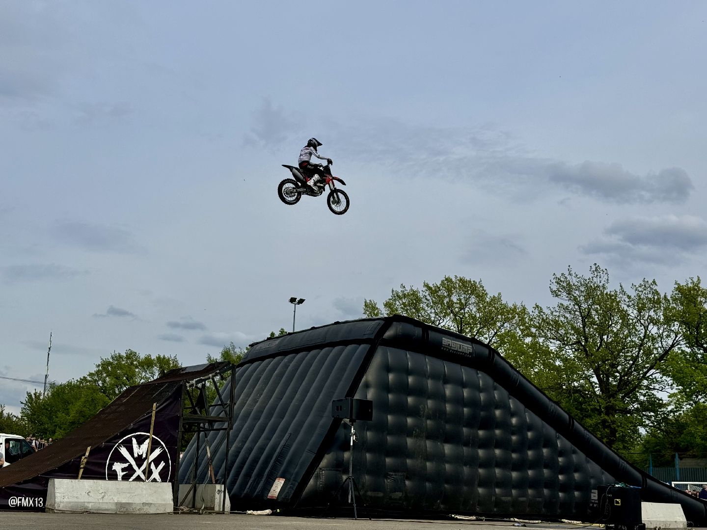 мотофристайл-шоу, команда fmx13, мотоциклисты, ленинский городской округ,