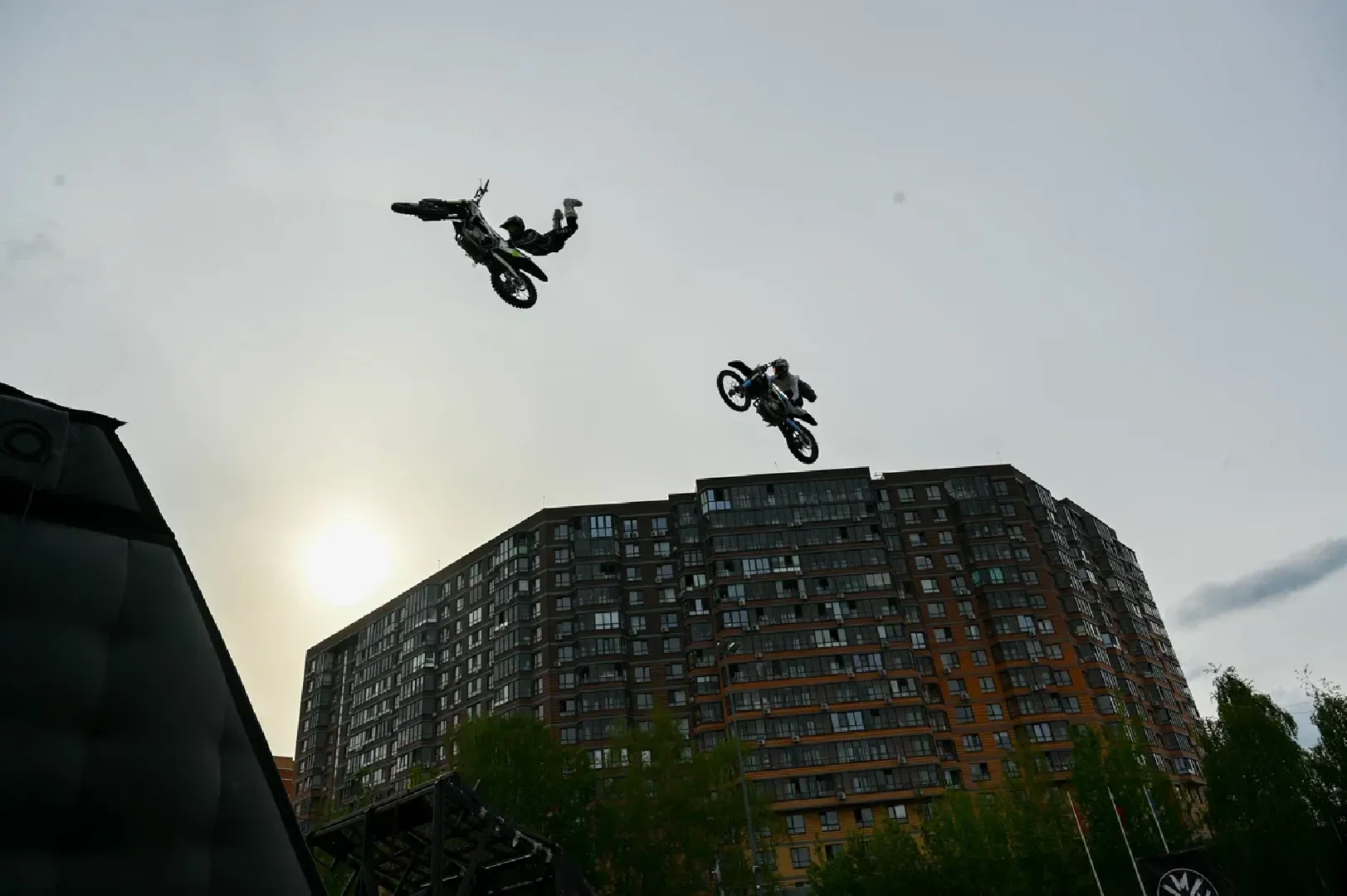 мотофристайл-шоу, команда fmx13, мотоциклисты, ленинский городской округ,