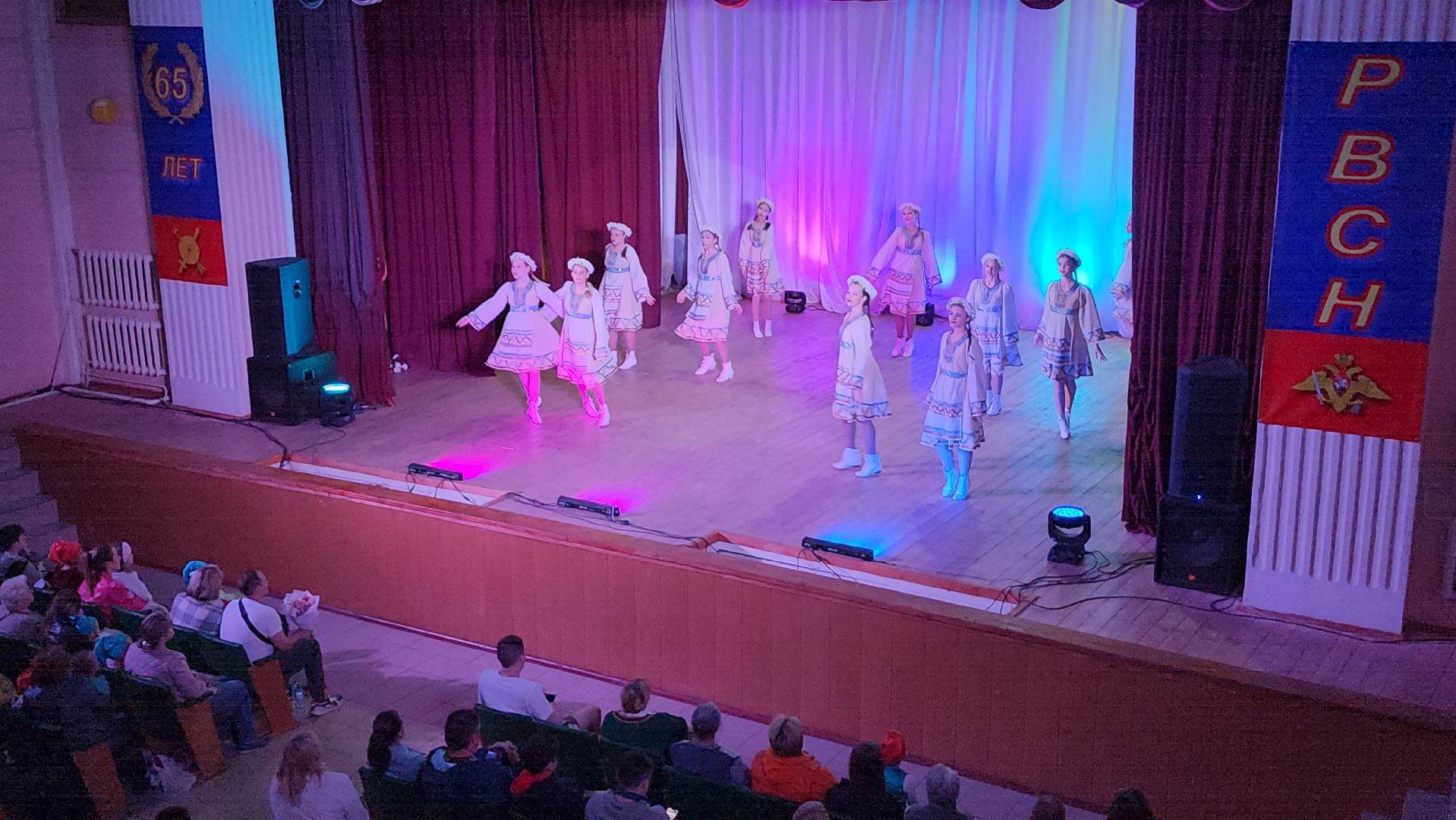 серпухов, дк авиатор, танцевальный ансамбль вдохновение, отчетный концерт, народные танцы,владычная слобода,