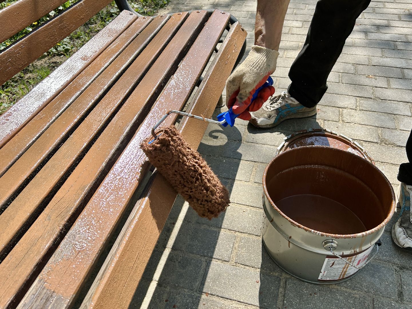 Благоустройство, лавочки, Фрязино, покраска