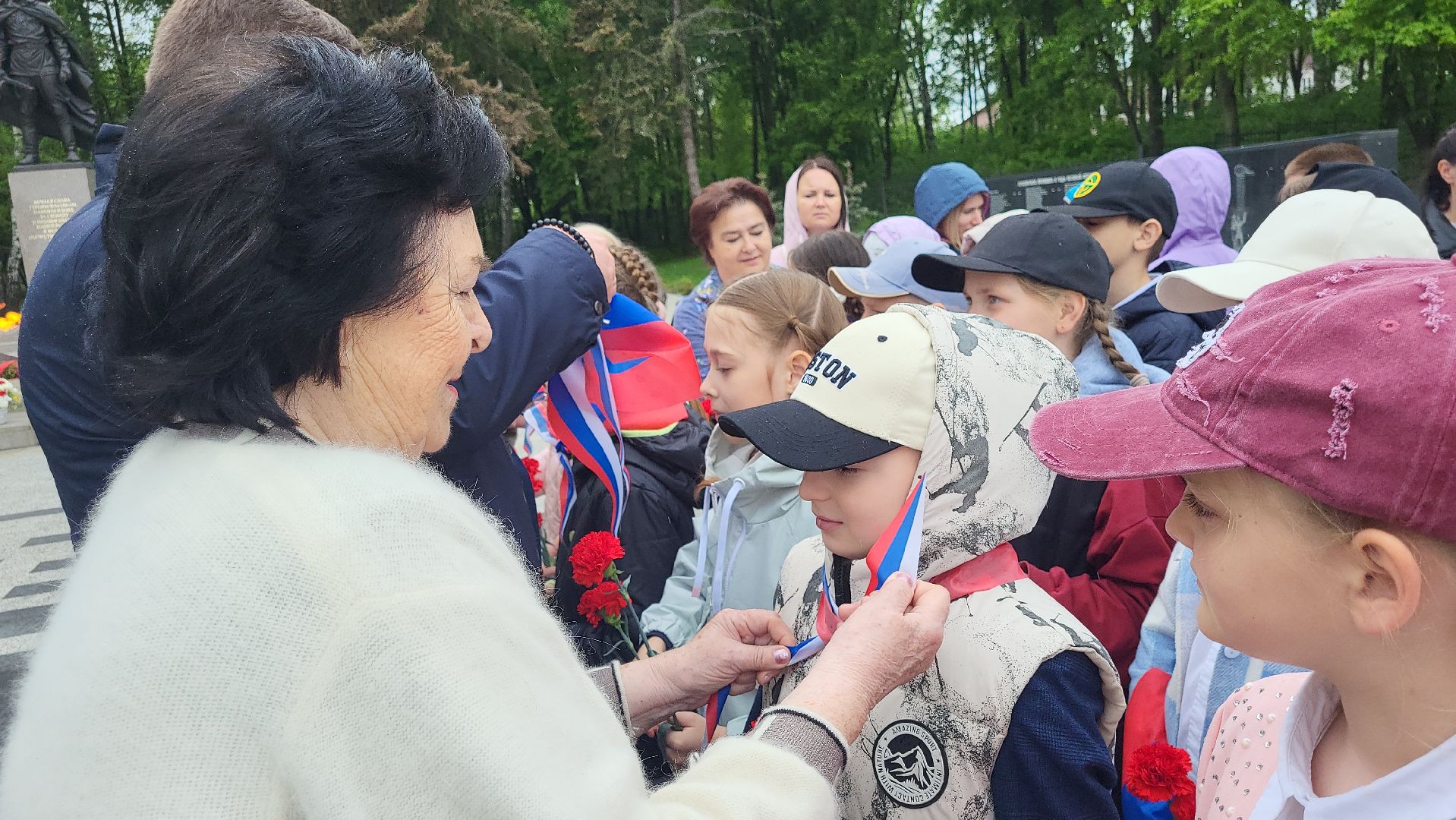 ОрлятаРоссии #ДетскоеДвижение #МыВместе #Луховицы #ПатриотическоеВоспитание #ЮныеЛидеры #80летПобеды #ГодЗащитникаОтечества #АллеяСлавы #ДетскиеОрганизации #БудущееРоссии #Триколор #НашиДети #СлаваГероям #ПоколениеПобедителей,