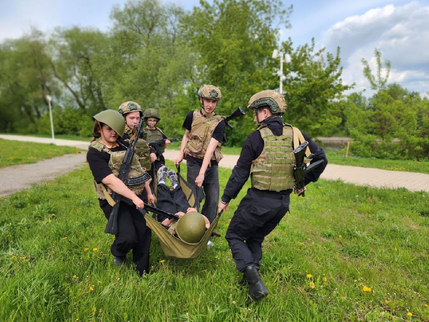 воскресенск, зарница, военно-патриотический квест, школьники, спорт,
