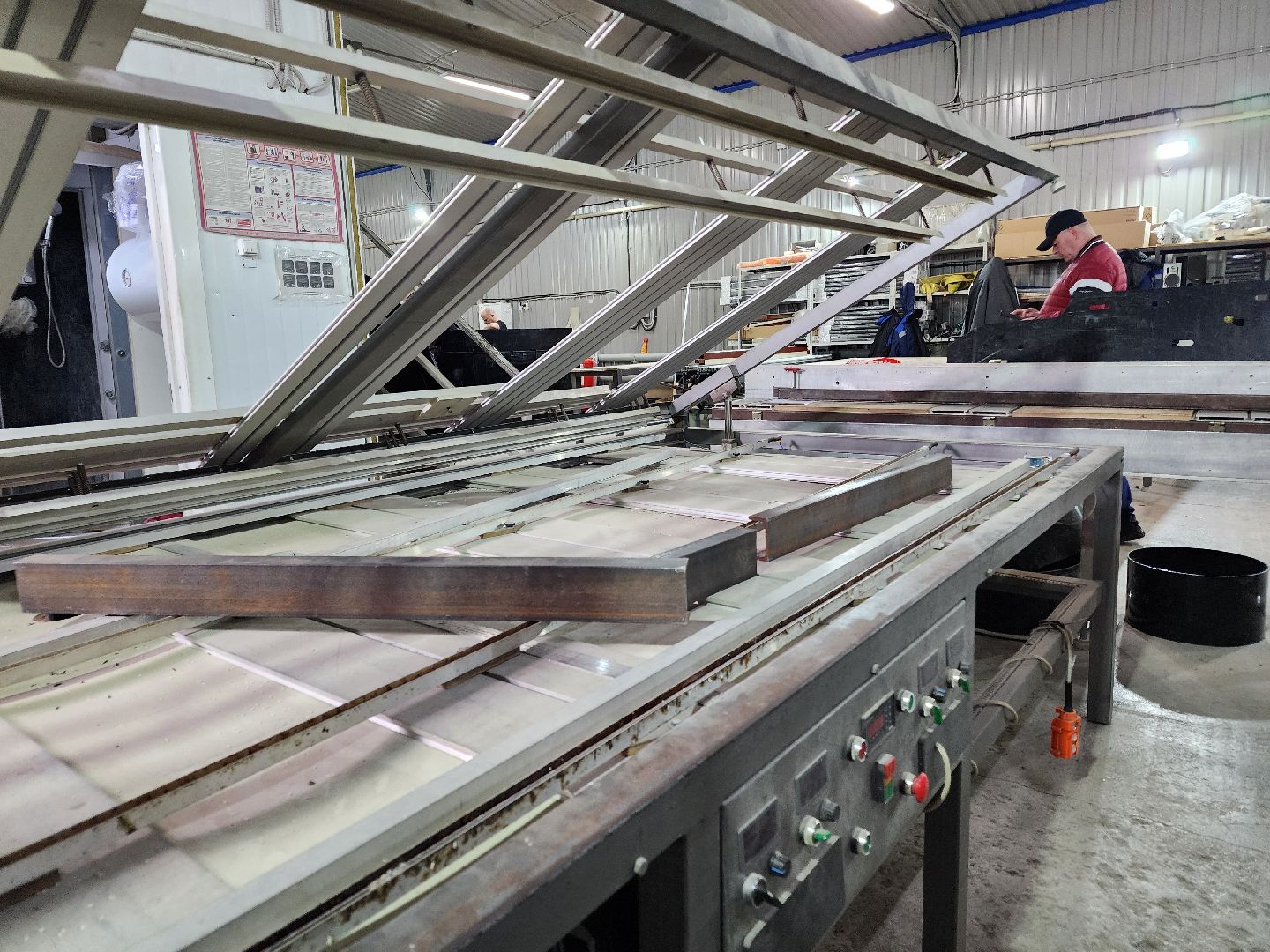 чехов, деревня сергеево, завод полимеризделия, программа импортозамещения, отечественное сырье, российские станки, емкости ванны фильтры, пластиковые изделия, промышленность,